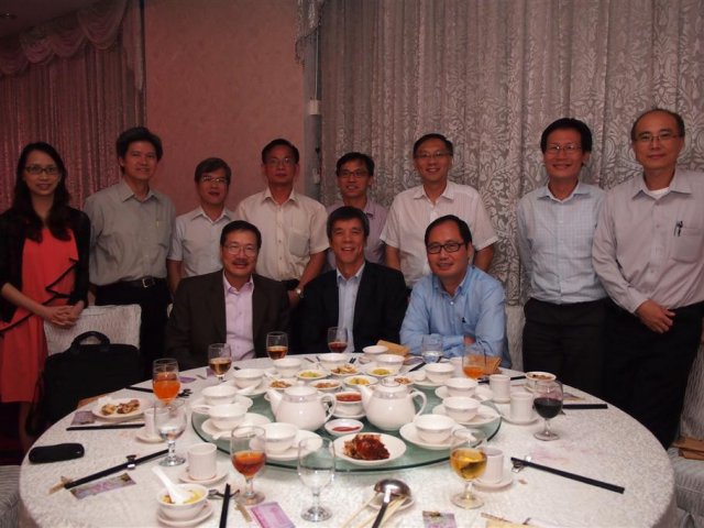 P9273672 (Large)